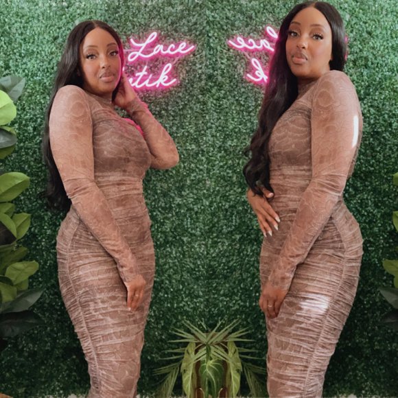 Printed Ruched Mesh Dress - Picture 3 of 3